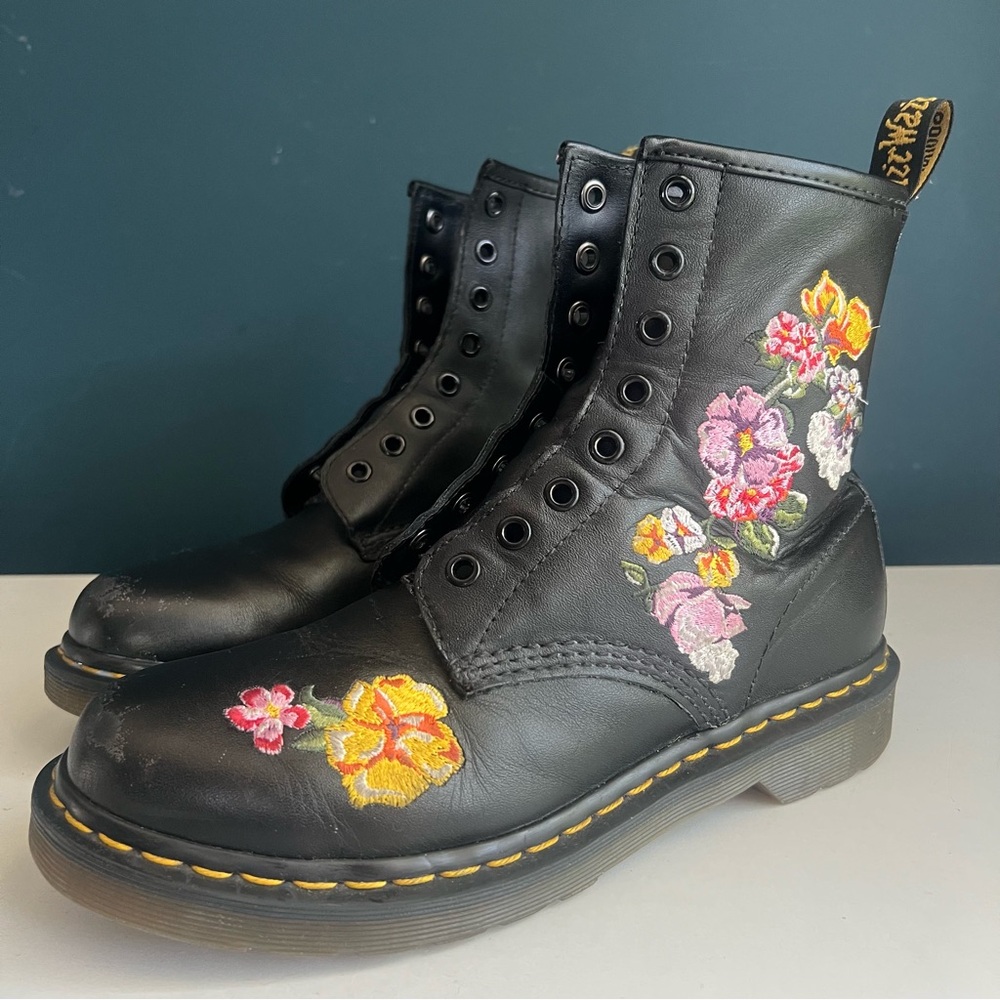 Dr. Martens Black Floral Embroidered Combat Boots, Size 8 in Box